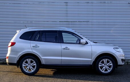 Hyundai Santa Fe III рестайлинг, 2010 год, 1 300 000 рублей, 17 фотография