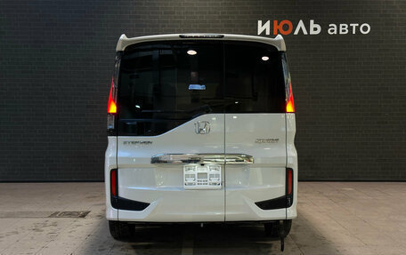 Honda Stepwgn IV, 2018 год, 2 160 000 рублей, 6 фотография