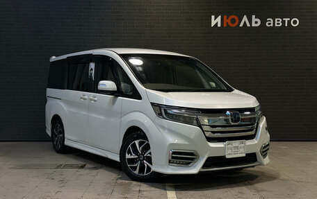 Honda Stepwgn IV, 2018 год, 2 160 000 рублей, 3 фотография