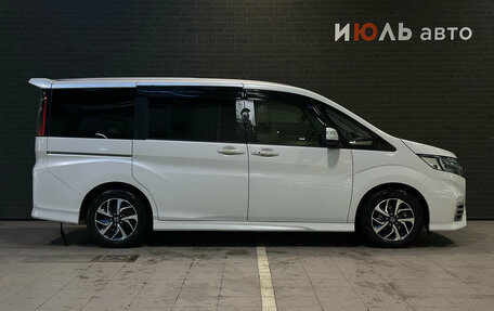 Honda Stepwgn IV, 2018 год, 2 160 000 рублей, 4 фотография