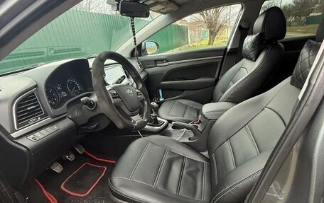 Hyundai Elantra VI рестайлинг, 2016 год, 1 450 000 рублей, 9 фотография