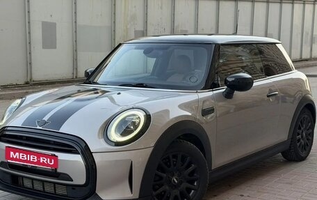 MINI Clubman, 2021 год, 2 190 000 рублей, 2 фотография