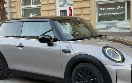 MINI Clubman, 2021 год, 2 190 000 рублей, 8 фотография