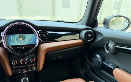 MINI Clubman, 2021 год, 2 190 000 рублей, 15 фотография