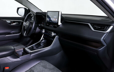 Toyota RAV4, 2022 год, 3 719 000 рублей, 11 фотография