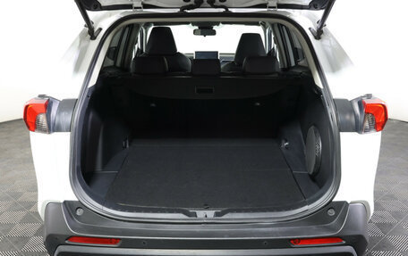 Toyota RAV4, 2022 год, 3 719 000 рублей, 10 фотография