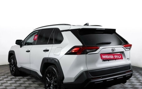 Toyota RAV4, 2022 год, 3 719 000 рублей, 7 фотография