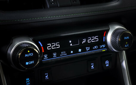 Toyota RAV4, 2022 год, 3 719 000 рублей, 21 фотография