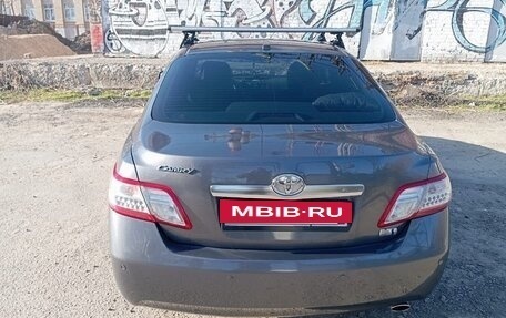 Toyota Camry, 2010 год, 1 650 000 рублей, 2 фотография