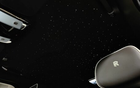Rolls-Royce Cullinan, 2021 год, 45 000 000 рублей, 27 фотография