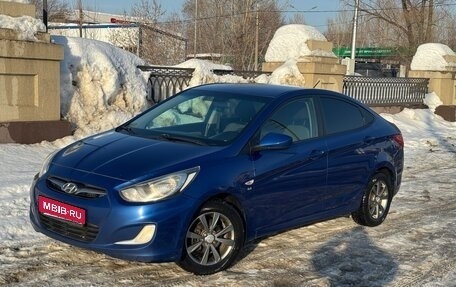 Hyundai Solaris II рестайлинг, 2013 год, 620 000 рублей, 1 фотография