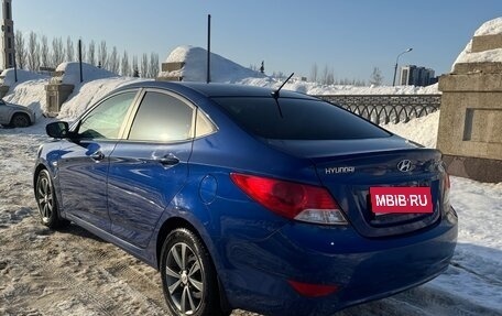 Hyundai Solaris II рестайлинг, 2013 год, 620 000 рублей, 3 фотография