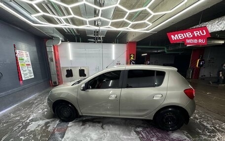 Renault Sandero II рестайлинг, 2015 год, 880 000 рублей, 4 фотография