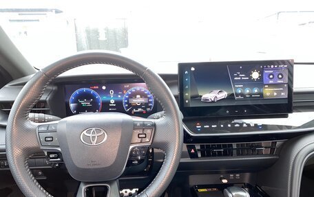 Toyota Camry, 2024 год, 3 640 000 рублей, 10 фотография