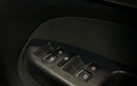 Volkswagen Touran III, 2014 год, 1 345 000 рублей, 17 фотография