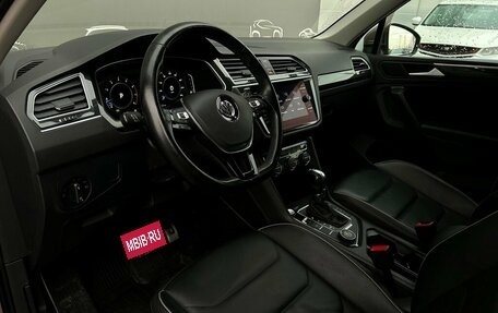 Volkswagen Tiguan II, 2018 год, 2 482 700 рублей, 5 фотография