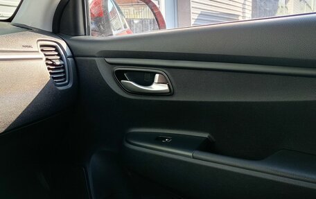 KIA Rio IV, 2021 год, 1 879 000 рублей, 17 фотография