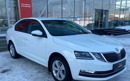 Skoda Octavia, 2019 год, 1 930 000 рублей, 8 фотография