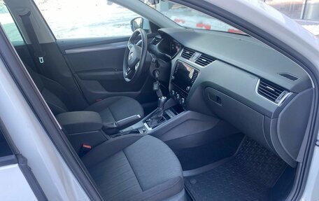 Skoda Octavia, 2019 год, 1 930 000 рублей, 12 фотография