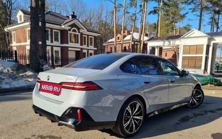BMW 5 серия, 2025 год, 8 700 000 рублей, 2 фотография