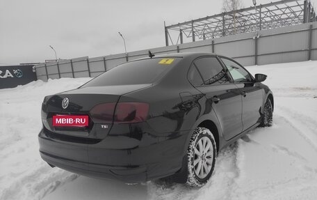 Volkswagen Jetta VI, 2014 год, 1 050 000 рублей, 5 фотография