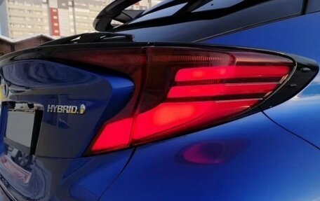 Toyota C-HR I рестайлинг, 2021 год, 2 799 000 рублей, 8 фотография