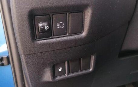 Toyota C-HR I рестайлинг, 2021 год, 2 799 000 рублей, 15 фотография