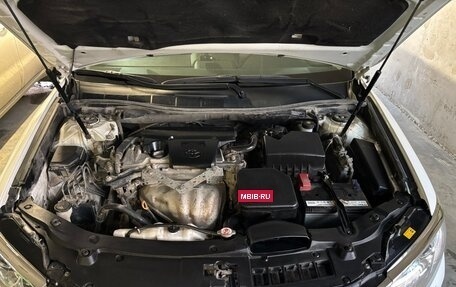 Toyota Camry, 2017 год, 2 300 000 рублей, 8 фотография