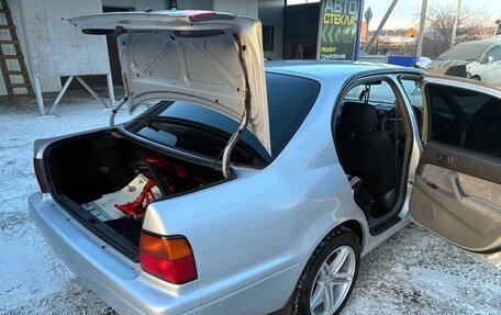 Toyota Camry, 1985 год, 460 000 рублей, 11 фотография