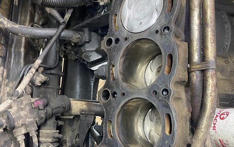 Toyota Camry, 1985 год, 460 000 рублей, 18 фотография