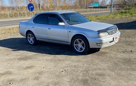 Toyota Camry, 1985 год, 460 000 рублей, 24 фотография