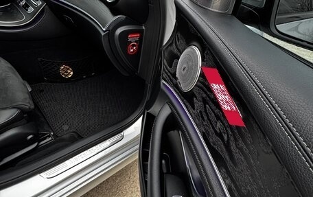 Mercedes-Benz E-Класс, 2017 год, 3 050 000 рублей, 26 фотография