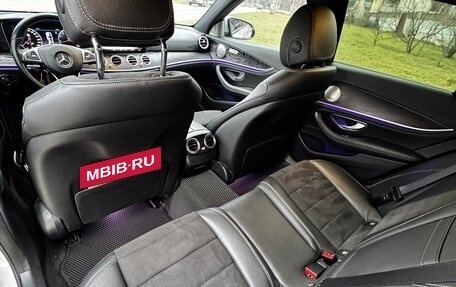 Mercedes-Benz E-Класс, 2017 год, 3 050 000 рублей, 20 фотография