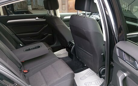 Volkswagen Passat B8 рестайлинг, 2019 год, 2 700 000 рублей, 12 фотография