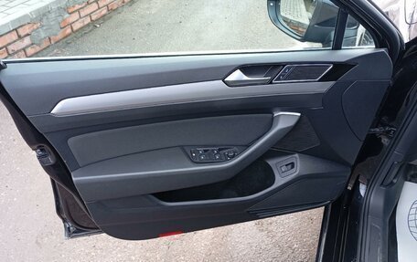 Volkswagen Passat B8 рестайлинг, 2019 год, 2 700 000 рублей, 14 фотография