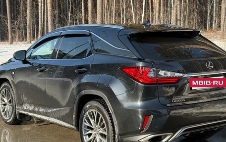 Lexus RX IV рестайлинг, 2018 год, 4 500 000 рублей, 2 фотография