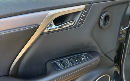Lexus RX IV рестайлинг, 2018 год, 4 500 000 рублей, 16 фотография