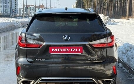 Lexus RX IV рестайлинг, 2018 год, 4 500 000 рублей, 3 фотография