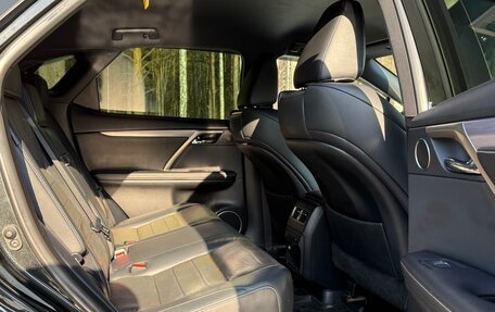 Lexus RX IV рестайлинг, 2018 год, 4 500 000 рублей, 24 фотография