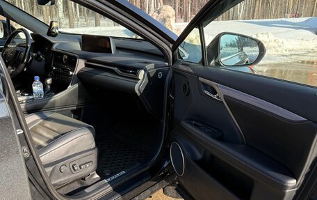 Lexus RX IV рестайлинг, 2018 год, 4 500 000 рублей, 26 фотография