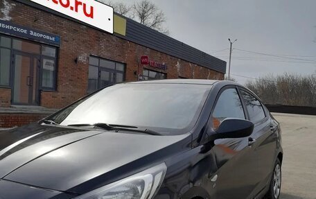 Hyundai Solaris II рестайлинг, 2012 год, 600 000 рублей, 13 фотография