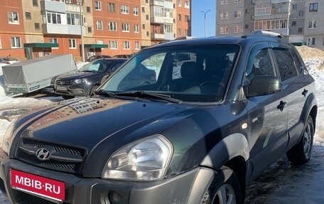 Hyundai Tucson III, 2007 год, 665 000 рублей, 2 фотография