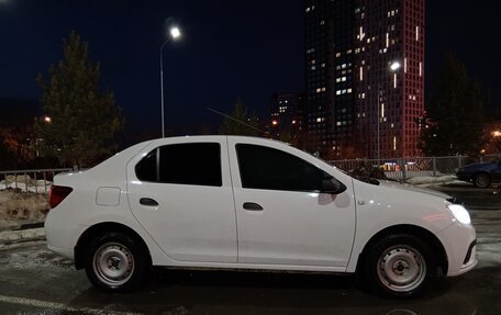 Renault Logan II, 2019 год, 490 000 рублей, 6 фотография