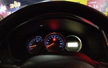Renault Logan II, 2019 год, 490 000 рублей, 11 фотография