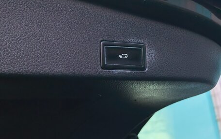 Volkswagen Touareg III, 2015 год, 2 590 000 рублей, 19 фотография