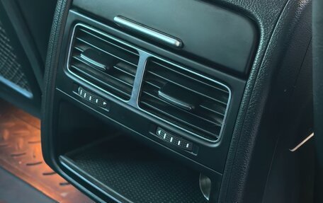 Volkswagen Touareg III, 2015 год, 2 590 000 рублей, 18 фотография