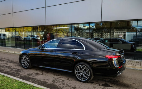 Mercedes-Benz E-Класс, 2021 год, 3 950 000 рублей, 6 фотография