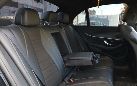 Mercedes-Benz E-Класс, 2021 год, 3 950 000 рублей, 13 фотография