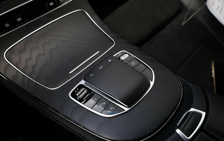 Mercedes-Benz E-Класс, 2021 год, 3 950 000 рублей, 15 фотография