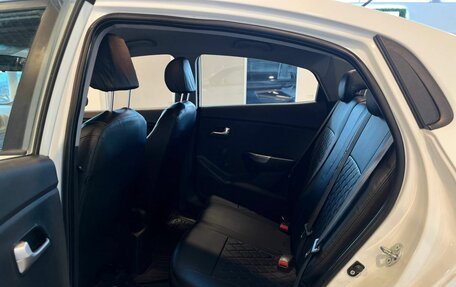 KIA Rio III рестайлинг, 2012 год, 895 000 рублей, 23 фотография